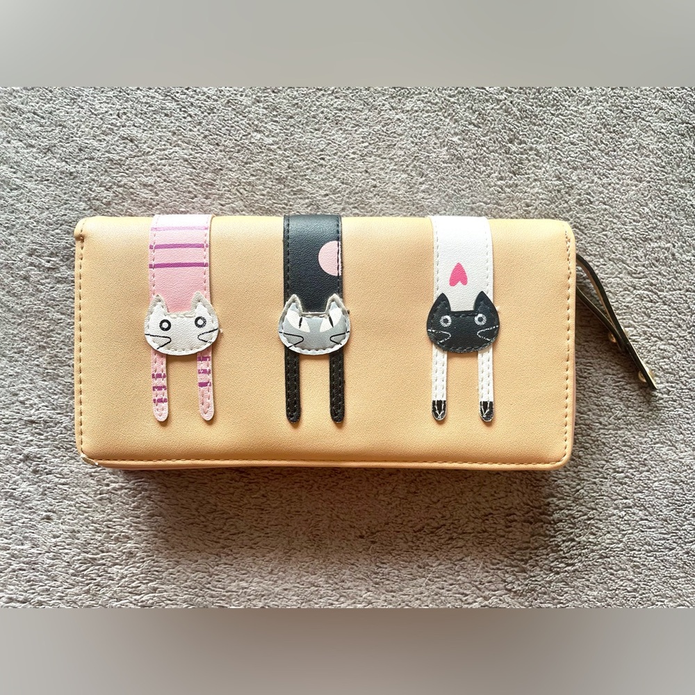 Cute Cat Wallet - Picture 1 of 6